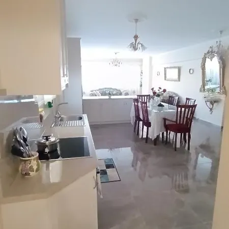 Apartamento Pigadia Center Cárpatos